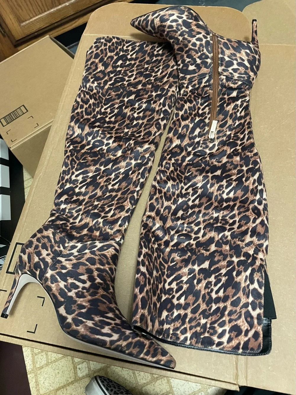 Jessica Simpson Verity Knee High Boots Leopard Print Pointed Heel Women’s 8M